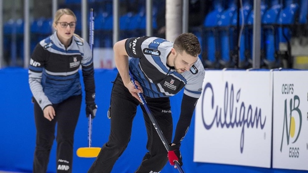 Mistrovství světa v curlingu ve smíšené čtyřhře Kanady Jocelyn Peterman Brett Gallant