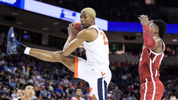 Virginia forward Mamadi Diakite 