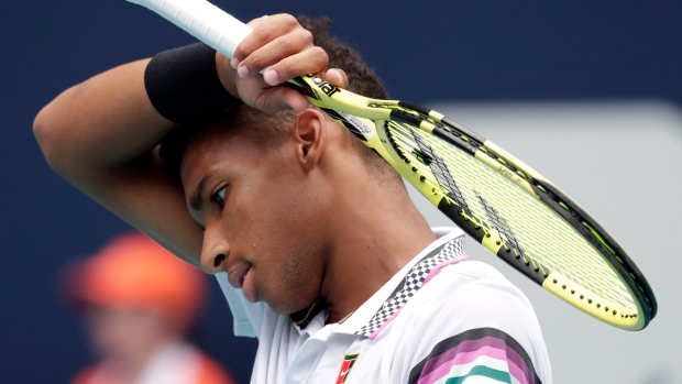 Félix Auger-Aliassime saves three match points, advances to quarter-finals  in Vienna - Tennis Canada