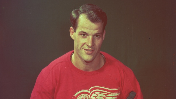 Gordie Howe, HHOF-IIHF/Images on Ice Gordie Howe