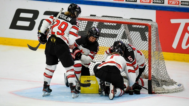 Marie-Philip Poulin Laura Fortino Laura Stacey Melodie Daoust, The Canadian Press Marie-Philip Poulin Laura Fortino Laura Stacey Melodie Daoust