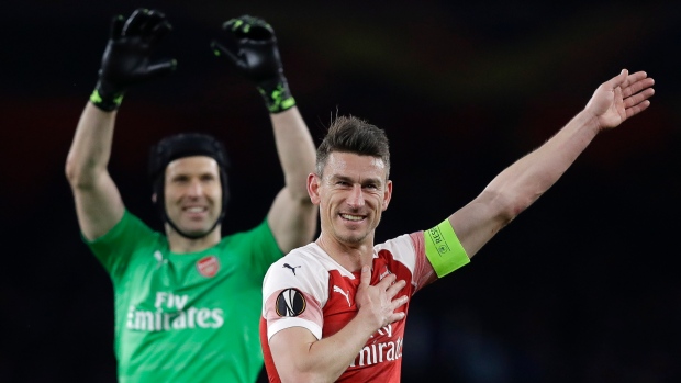 Laurent Koscielny and Petr Cech