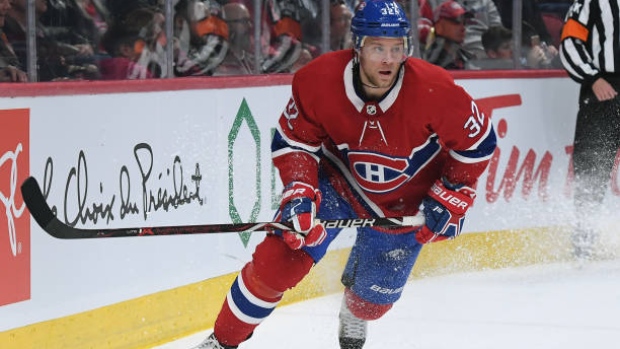 Montreal Canadiens sign defenceman 