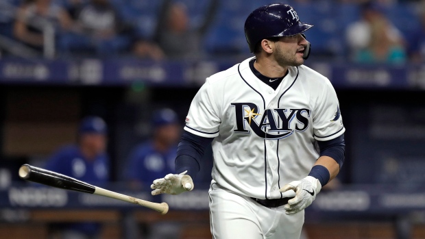 Mike Zunino agrees to deal with Guardians