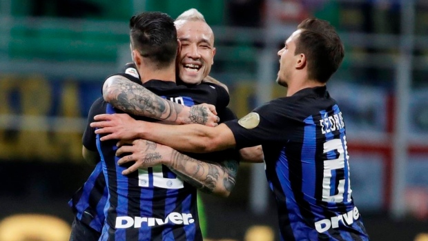 Inter Milan players celebrate