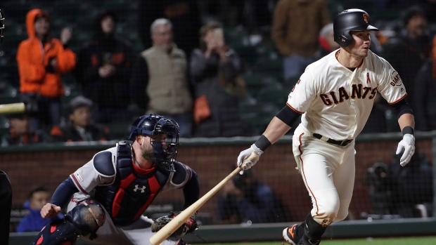 SF Giants beat Braves without getting a hit in game-winning rally