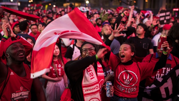 Data shows the majority of U.S. basketball fans are cheering for the  Toronto Raptors in NBA Finals - TSN.ca