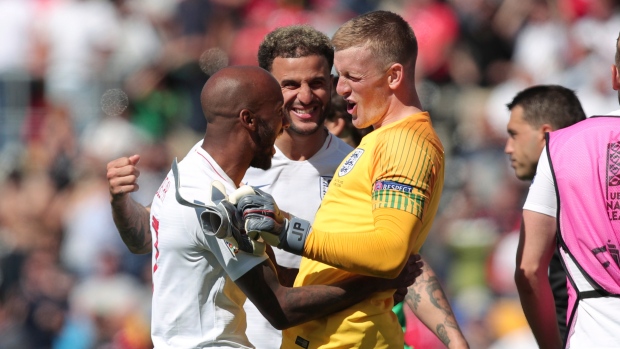 Fabian Delph Kyle Walker Jordan Pickford, The Canadian Press Fabian Delph Kyle Walker Jordan Pickford