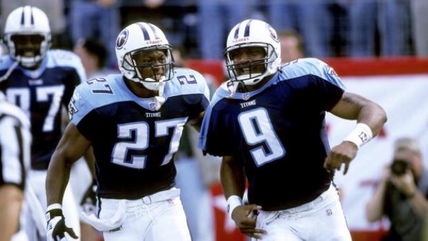 Steve McNair #9 and Eddie George #27 of the Tennessee Titans