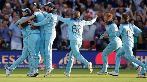 England wins 1st World Cup in dramatic style beating New Zealand - TSN.ca