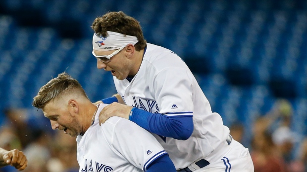 Justin Smoak provides the offence in Toronto Blue Jays' walkoff