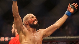 UFC's Figueiredo says he's nearly recovered from injuries, anticipates return by winter