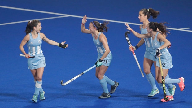 Argentina women's field hockey team celebrates