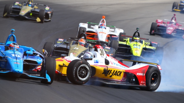 Felix Rosenqvist, James Hinchcliffe collide at Pocono, Rich Graessle/Icon Sportswire via Getty Images Felix Rosenqvist, James Hinchcliffe collide at Pocono