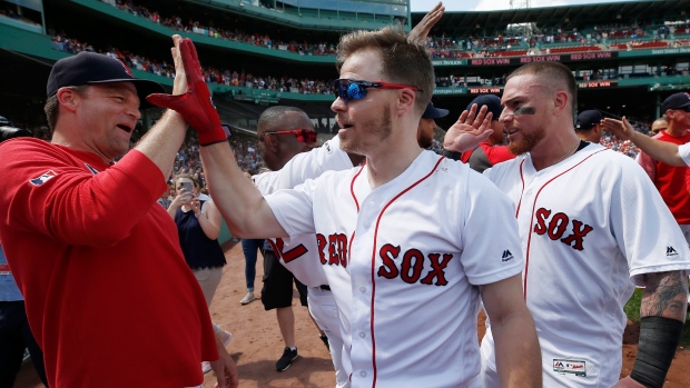 Brock Holt, Boston Red Sox top Kansas City Royals in 10th to cap