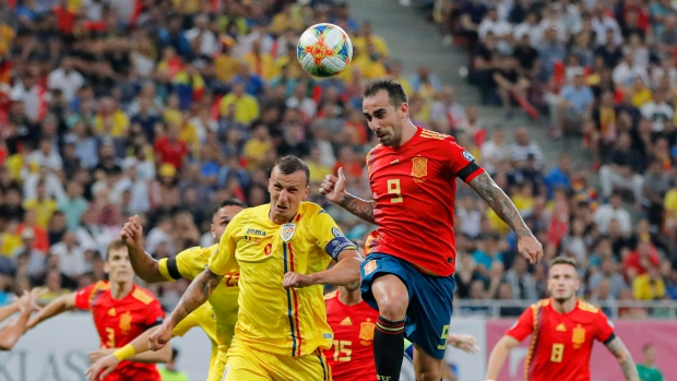 Paco Alcacer Vlad Chiriches , The Canadian Press Paco Alcacer Vlad Chiriches