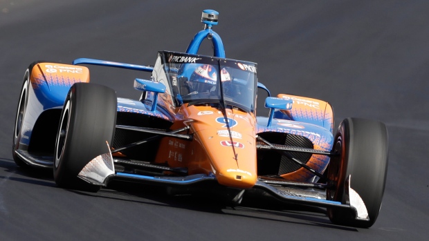 Scott Dixon with new aeroscreen