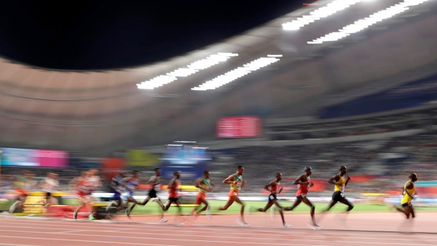 Ahmed breaks his own Canadian record with sixth-place finish in 10K at worlds Article Image 0