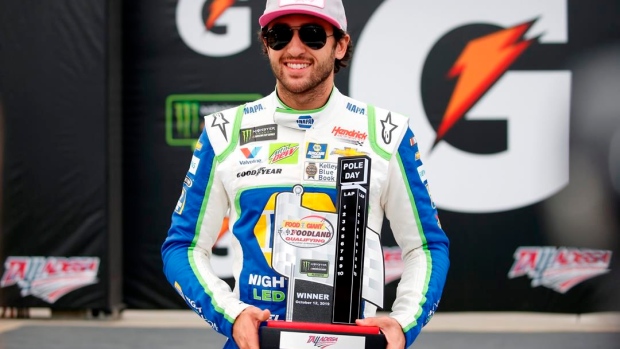 Chase Elliott leads Hendrick sweep in Talladega qualifying Article Image 0