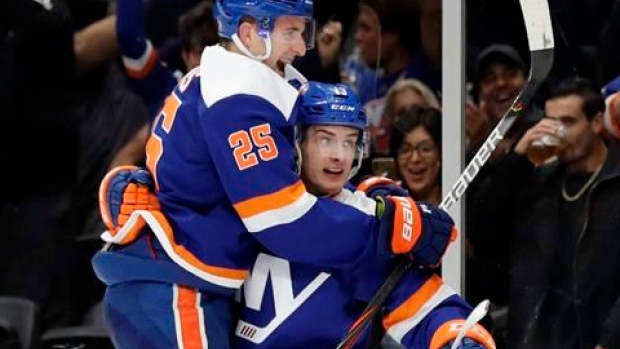Brock Nelson, Semyon Varlamov find redemption in Islanders' 5-3 win