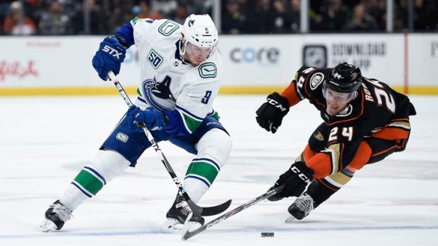 Ducks vs Canucks