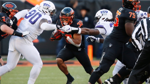 Chuba Hubbard Runs Wild As Oklahoma State Beats Texas Christian University Tsn Ca