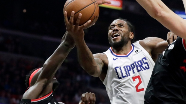 NBA: Raptors fan 'retires' Kawhi Leonard's jersey in his house