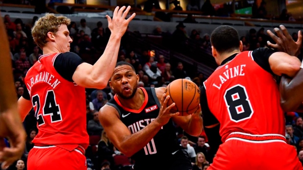 Houston’s Gordon expected to miss 6 weeks after knee surgery , The Canadian Press Houston’s Gordon expected to miss 6 weeks after knee surgery
