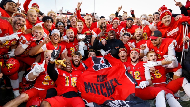 Calgary wins Mitchell Bowl