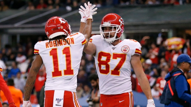 Travis Kelce Demarcus Robinson