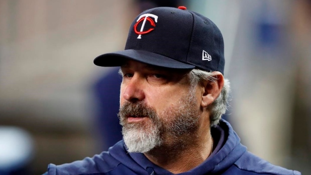Pirates hire Twins bench coach Derek Shelton manager , The Canadian Press Pirates hire Twins bench coach Derek Shelton manager