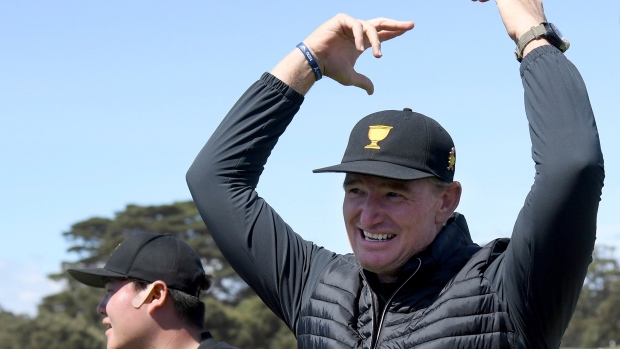 Els win on PGA Tour Champions, denies Langer record title