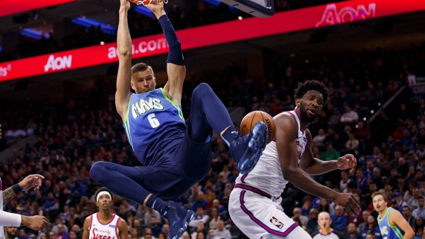 “Dallas Mavericks VS Philadelphia 76ers”的图片搜索结果