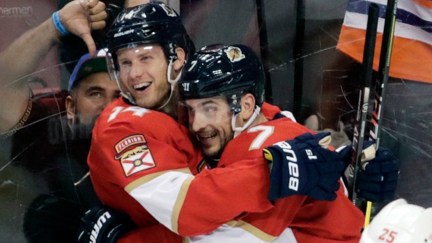 Dominic Toninato, left, Colton Sceviour