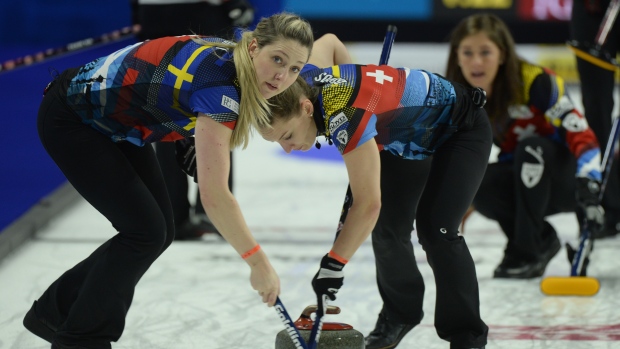 Eve Muirhead, Lauren Gray and Jennifer Dodds, Curling Canada/Michael Burns Eve Muirhead, Lauren Gray and Jennifer Dodds