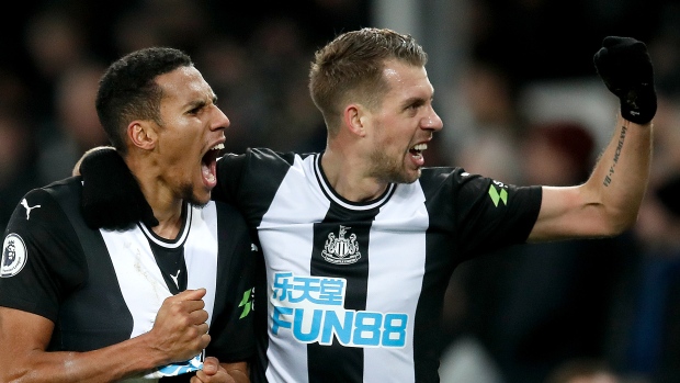 Isaac Hayden, Florian Lejeune