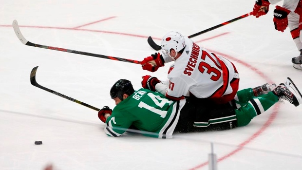 jamie benn canada jersey