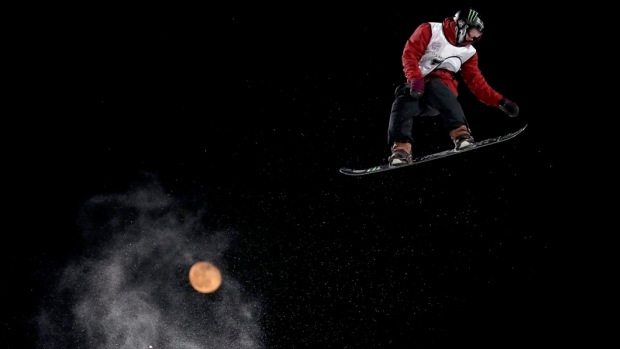 Snowboarder Darcy Sharpe brings winner's confidence to Calgary World ...