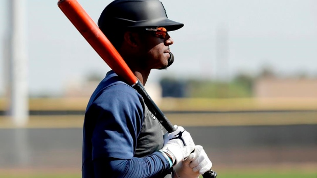 Lewis hoping to power up for Mariners in first full season Article Image 0
