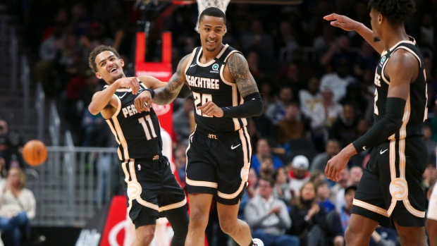 John Collins Atlanta Hawks Get Hot Late To Rally Past Dallas Mavericks Tsn Ca