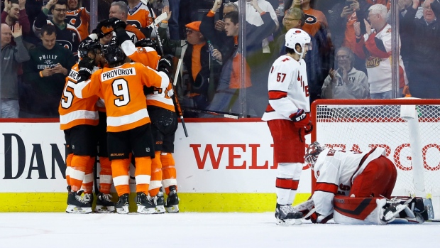 Streaking Philadelphia Flyers beat Carolina Hurricanes for eighth ...