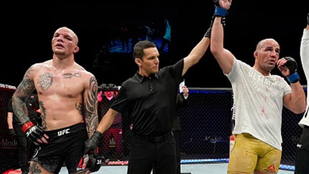 Anthony Smith Glover Teixeira