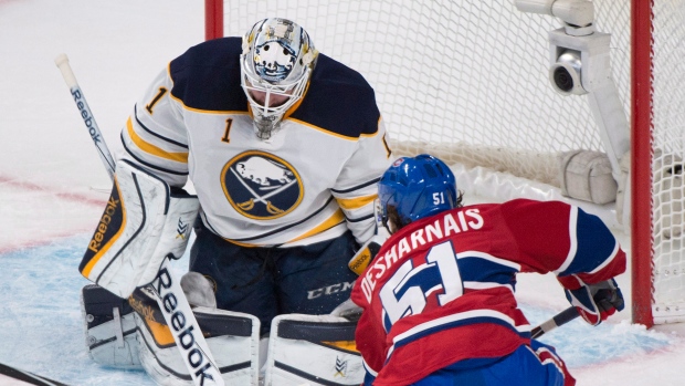 Jhonas Enroth stops David Desharnais