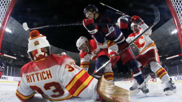 Flames vs. Jets in Heritage Classic, Getty Images Flames vs. Jets in Heritage Classic