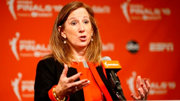Sports industry leaders gather in Toronto to spark action at espnW Summit