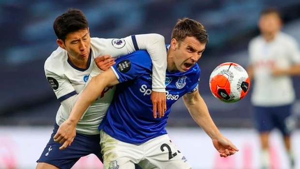 Tottenham's Son Heung-min, left, duels for the ball with Everton's Seamus Coleman, The Canadian Press Tottenham's Son Heung-min, left, duels for the ball with Everton's Seamus Coleman
