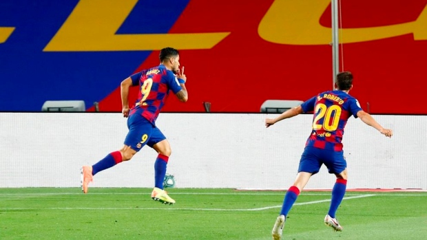 Luis Suárez Celebrates 