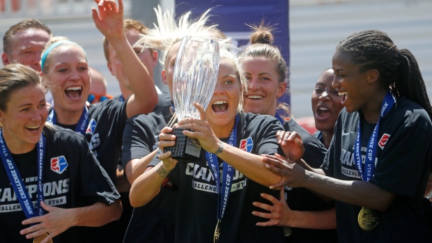 Houston Dash celebrate