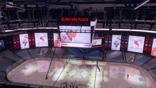 Watch a World Cup of Hockey game on the Rogers Place massive scoreboard -  Edmonton