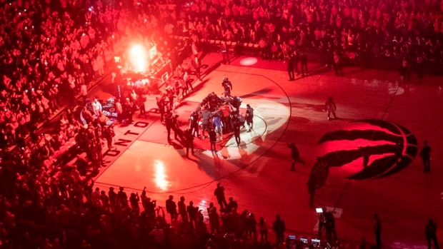 Raptors Fans Are Being Kicked Out Of Scotiabank Arena For Not